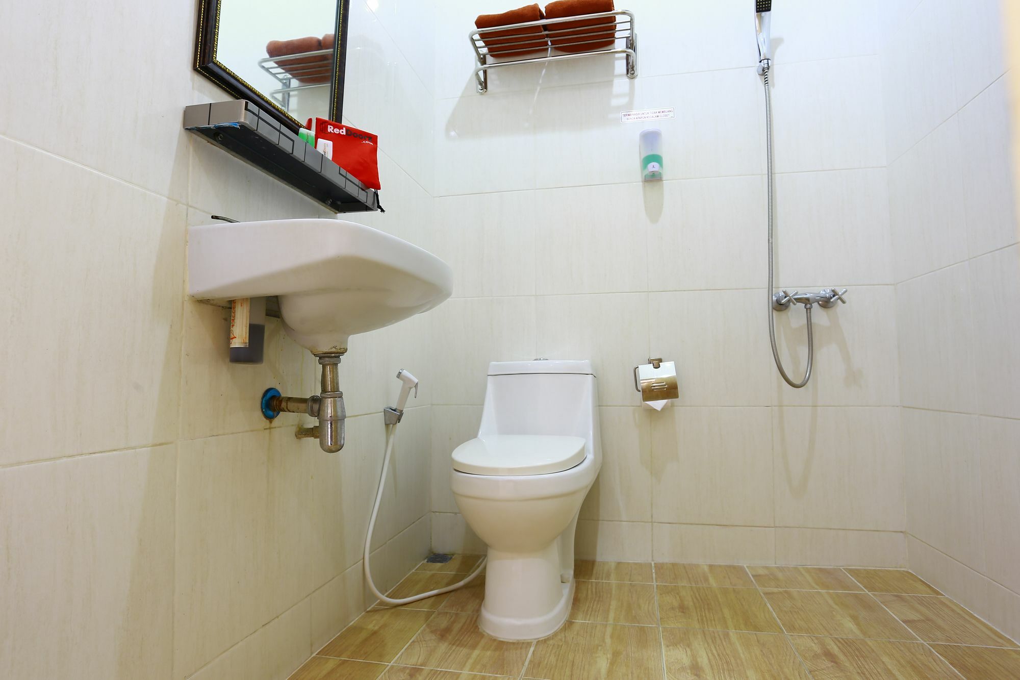 Reddoorz Near Prawirotaman 2 Hotel Джокякарта Екстериор снимка